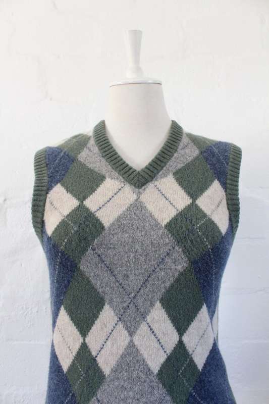 VINTAGE SMITH & MCGREGOR LAMBSWOOL DESIGNER SLEEVELESS JERSEY SWEATER - SIZE SMALL