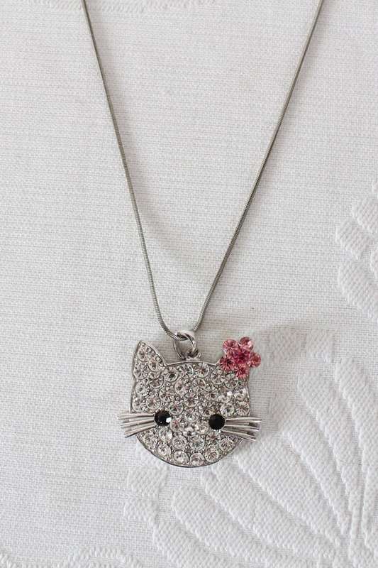 HELLO KITTY RHINESTONE CLUSTER SILVER TONE PENDANT NECKLACE
