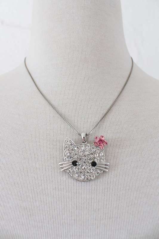 HELLO KITTY RHINESTONE CLUSTER SILVER TONE PENDANT NECKLACE