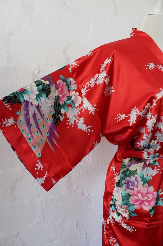 VINTAGE FLORAL RED PRINT ROBE KIMONO DRESS - SIZE L