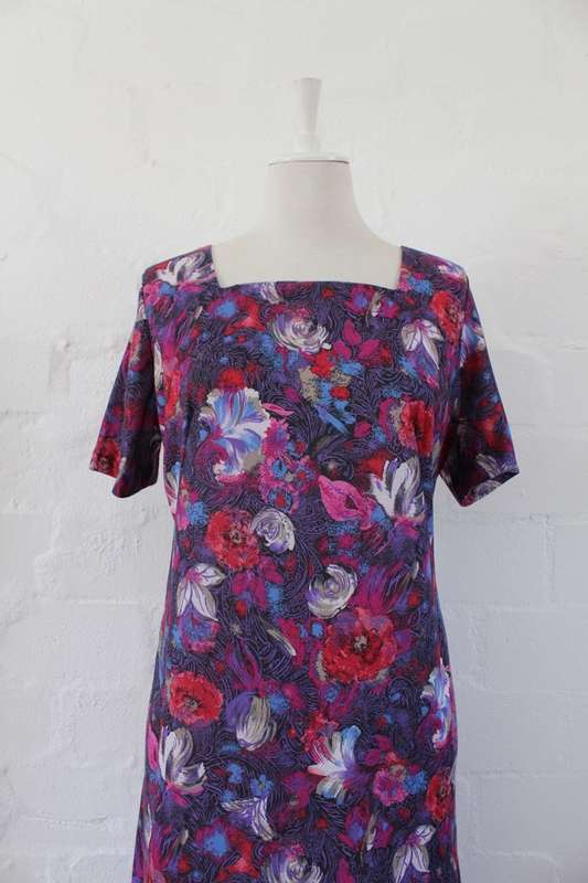 VINTAGE PURPLE PINK FLORAL PRINT DAY DRESS - SIZE 14