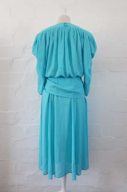 VINTAGE BLUE LONG SLEEVE COCKTAIL FORMAL DRESS - SIZE 10