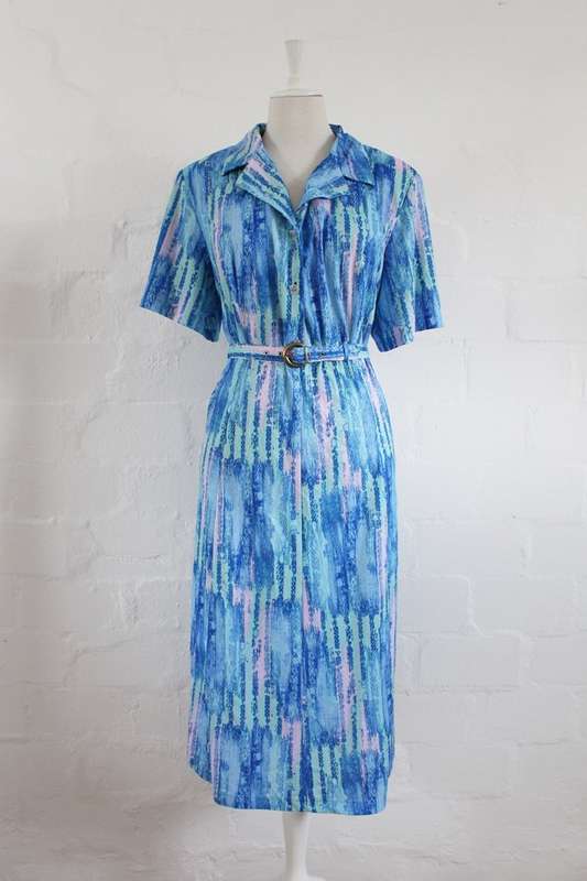 VINTAGE BLUE PRINTED STRIPED DAY DRESS - SIZE 20