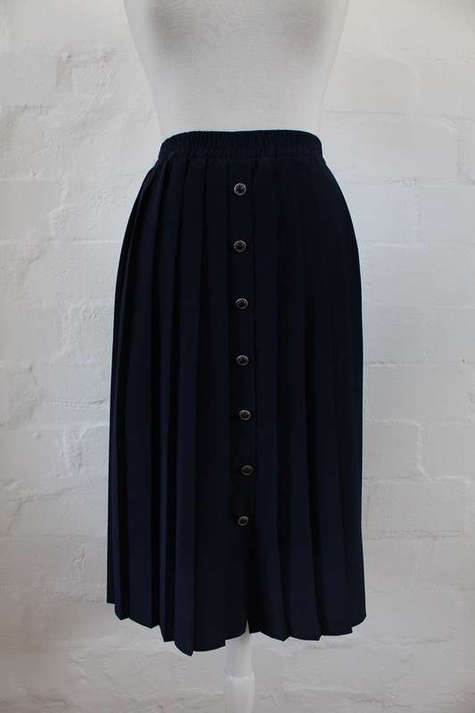 VINTAGE PLEATED NAVY BLUE BUTTON DOWN SKIRT - SIZE L
