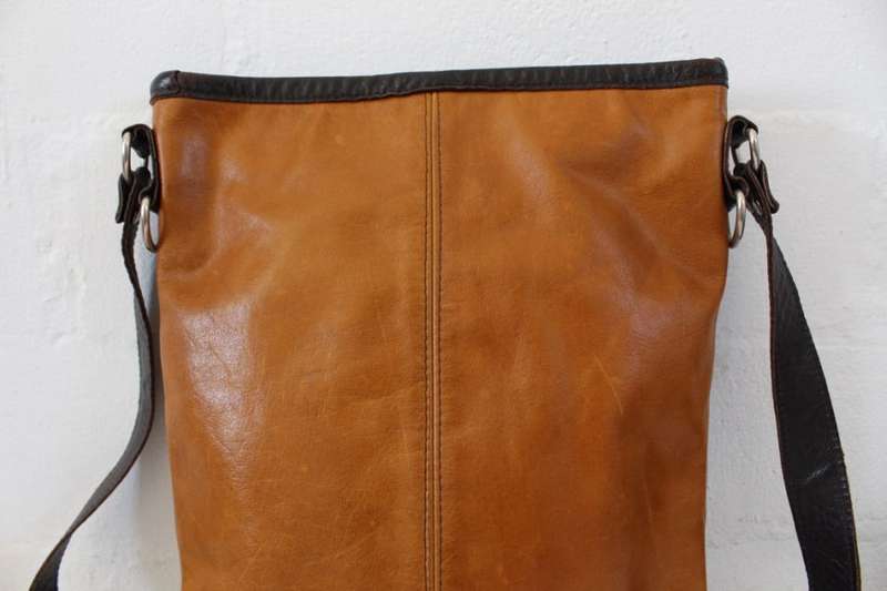 GENUINE LEATHER BROWN TAN SLING HANDBAG BAG