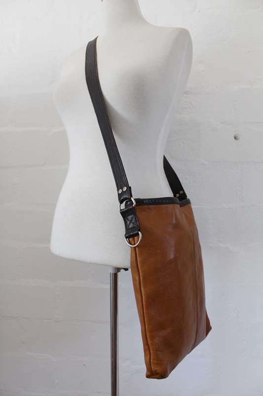 GENUINE LEATHER BROWN TAN SLING HANDBAG BAG