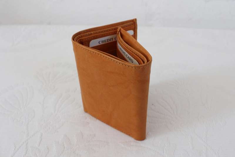 GENUINE LEATHER TAN BROWN HAND MADE TRI-FOLD WALLET PURSE
