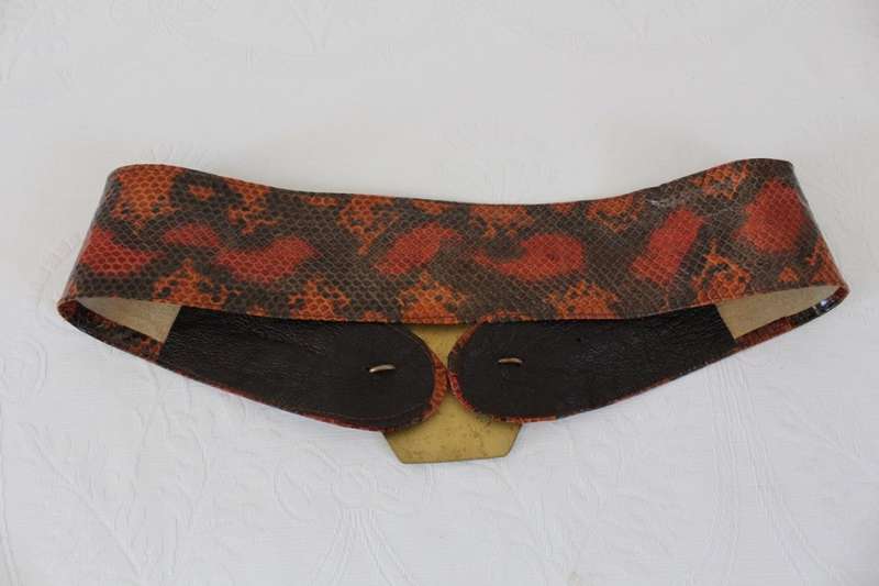 *GENUINE SNAKE SKIN* VINTAGE LEATHER BROWN WIDE BELT WITH BRASS BUCKLE