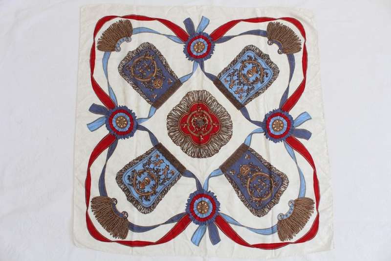 VINTAGE 100% SILK WHITE BLUE RED RIBBON PRINTED SCARF