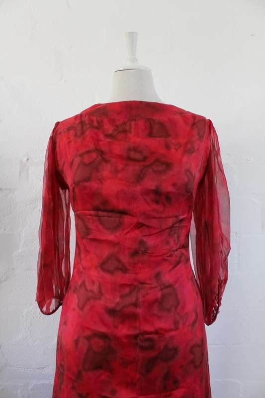 VINTAGE 100% SILK CHIFFON RED PRINTED COCKTAIL DRESS - SIZE 12