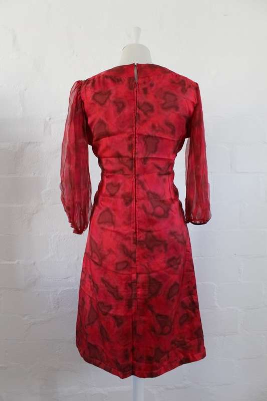 VINTAGE 100% SILK CHIFFON RED PRINTED COCKTAIL DRESS - SIZE 12
