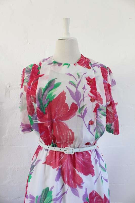 VINTAGE WHITE PINK FLORAL PRINT BELTED DAY DRESS - SIZE 10
