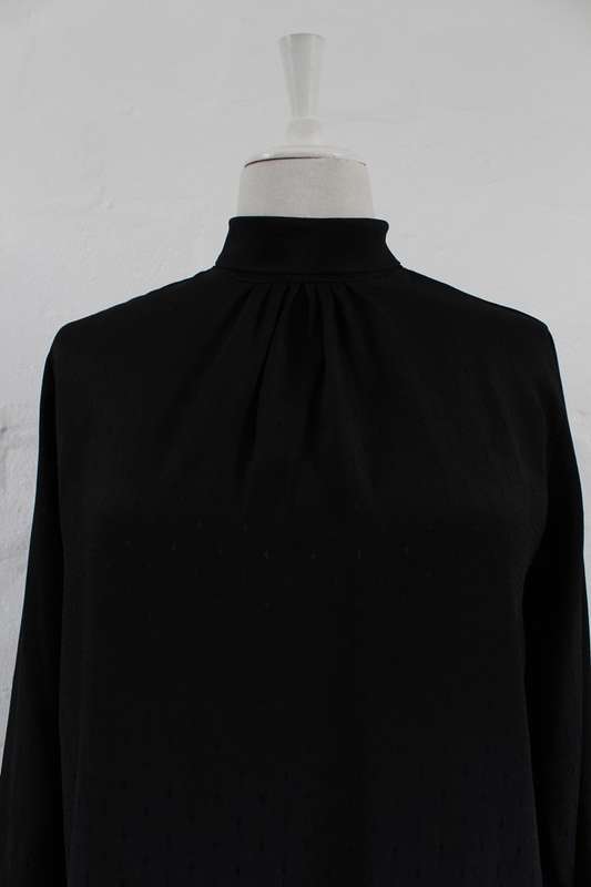 VINTAGE BLACK PRINTED POLO NECK LONG SLEEVE BLOUSE TOP SHIRT - SIZE 10