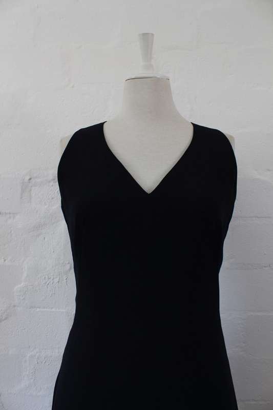 *FRANK USHER* DESIGNER NAVY BLUE SLEEVELESS COCKTAIL DRESS - SIZE 12