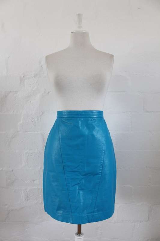 *GENUINE LEATHER* VINTAGE BLUE PENCIL SKIRT - SIZE 10