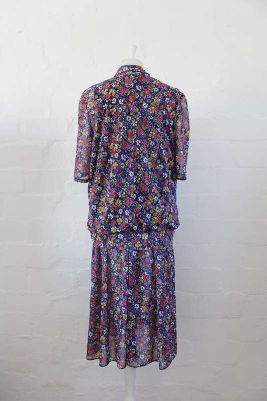 VINTAGE FLORAL PRINT NAVY RED DROP WAIST DAY DRESS - SIZE 14