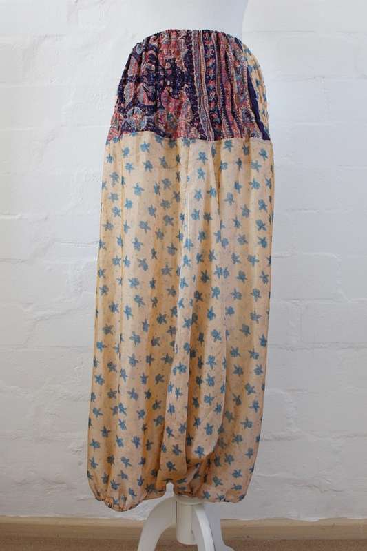 100% SILK INDIAN PRINTED WIDE LEG HAREM PANTS - SIZE M