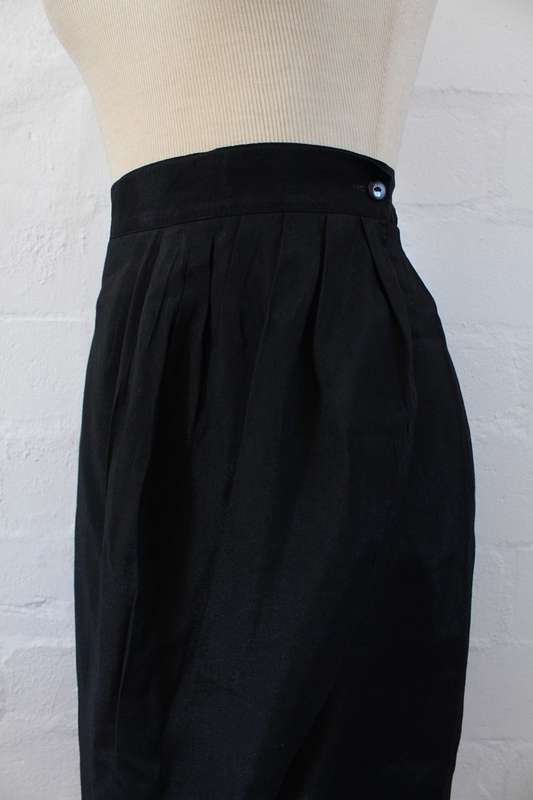VINTAGE BLACK CROSS-OVER WRAP HIGH WAIST SKIRT - SIZE 8