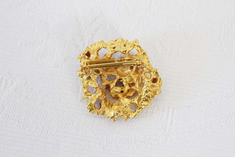 VINTAGE RED JASPER GEM STONE CLUSTER GOLD PLATED BROOCH PIN