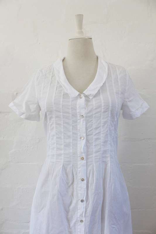 *FLASH SALE - 40% OFF!* EARTH ADDICT WHITE COTTON DAY DRESS - SIZE 12