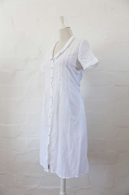*FLASH SALE - 40% OFF!* EARTH ADDICT WHITE COTTON DAY DRESS - SIZE 12