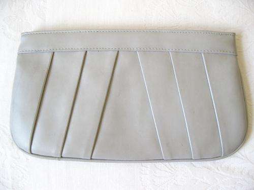 **CLEARANCE SALE** VINTAGE GREY FAUX LEATHER STRIPED CLUTCH PURSE BAG