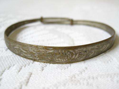 VINTAGE STERLING SILVER 925 DISTRESSED ENGRAVED ADJUSTABLE BANGLE BRACELET