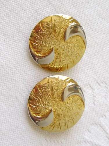 VINTAGE GOLD SILVER PLATED LARGE ROUND CLIP-ON COSTUME EARRINGS