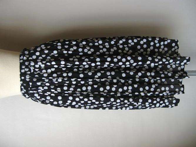 VINTAGE COVER CO'ORDINATES BLACK WHITE POLKA DOT PLEATED SKIRT - SIZE S/M