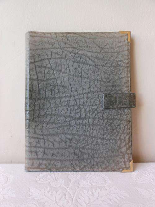 *GENUINE BUFFALO SKIN* VINTAGE LEATHER GREY GREEN A4 DOCUMENT HOLDER