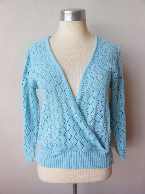 VINTAGE BLUE KNIT WRAP V-NECK JERSEY - SIZE L
