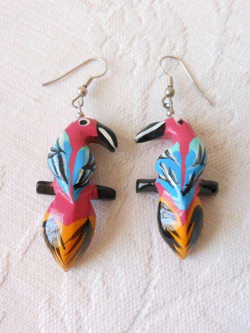 VINTAGE WOODEN CARVED PAINTED PINK BIRD DROP EARRINGS