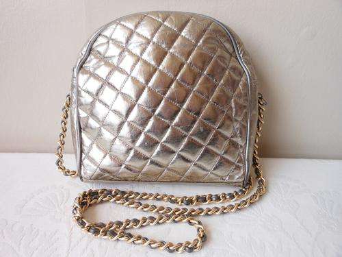 VINTAGE GOLD QUILTED GENUINE LEATHER CHAIN STRAP SLING SMALL BAG HANDBAG