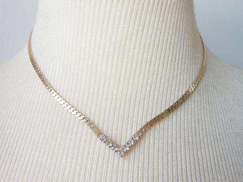 VINTAGE RHINESTONE DIAMANTE PASTE GOLD PLATED FLAT CHAIN NECKLACE
