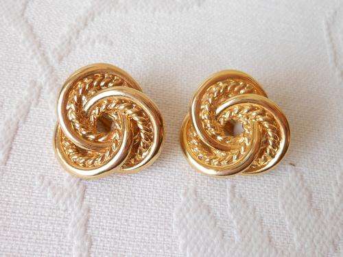 VINTAGE GOLD PLATED ROPE CHAIN STYLE KNOT COSTUME CLIP-ON EARRINGS