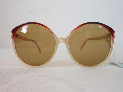 VINTAGE WHITECROSS RED OVERSIZED CAT EYE ROUND FRAMES SUNGLASSES