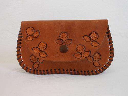 VINTAGE TOOLED ROSE GENUINE LEATHER BROWN TAN LADIES WALLET COIN PURSE