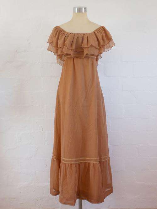 *SALE* VINTAGE OFF THE SHOULDER RUFFLE BROWN NUDE LONG MAXI DRESS - SIZE 8
