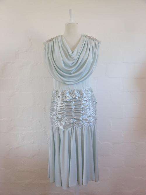 VINTAGE BEADED COWL NECK SILVER BLUE FORMAL EVENING COKTAIL GOWN DRESS - SIZE 8