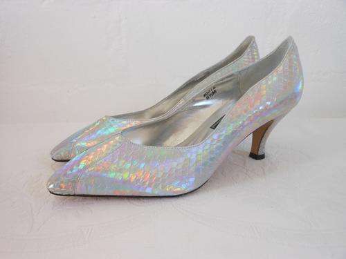 *J. RENEE* DESIGNER VINTAGE GENUINE SNAKE SKIN HOLOGRAPHIC SILVER LEATHER HEELS SHOES - SIZE 5