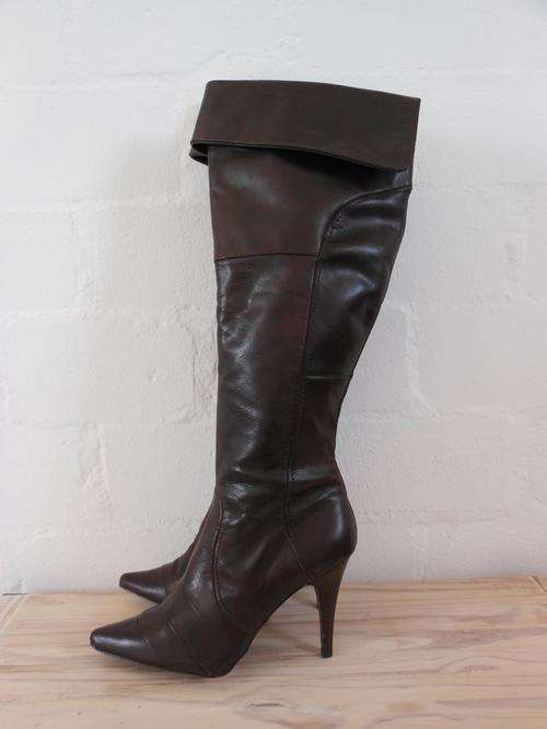 *LUELLA* GENUINE LEATHER COLLECTION BROWN STILETTO HEEL LADIES BOOTS - SIZE 6