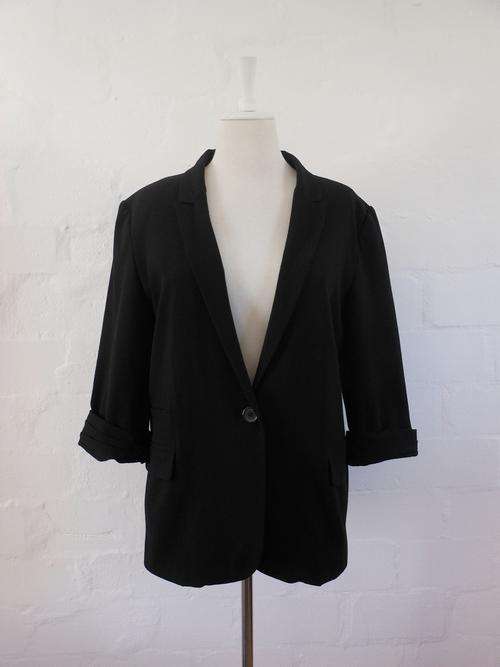 WOOLWORTHS BLACK CUFF SLEEVE BOYFRIEND BLAZER JACKET - SIZE 14