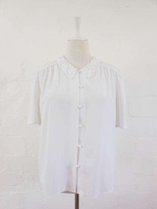 VINTAGE LACE COLLAR WHITE SHORT SLEEVE BLOUSE TOP SHIRT - SIZE 12