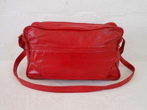 VINTAGE RED GENUINE LEATHER SHOULDER HANDBAG BAG