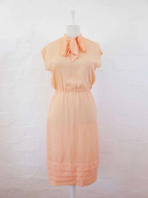 VINTAGE PEACH ORANGE POLKA DOT TIE NECK DRESS - SIZE 12