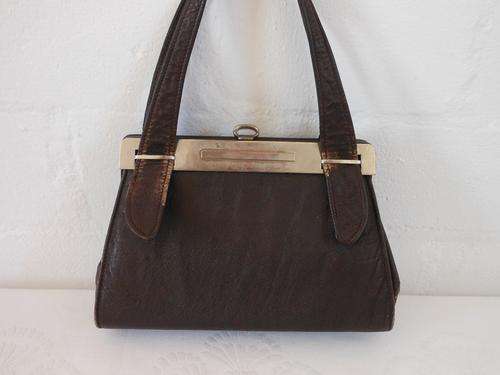 VINTAGE BUSHMAN BOTSWANA GENUINE LEATHER BROWN STRUCTURED HANDBAG BAG