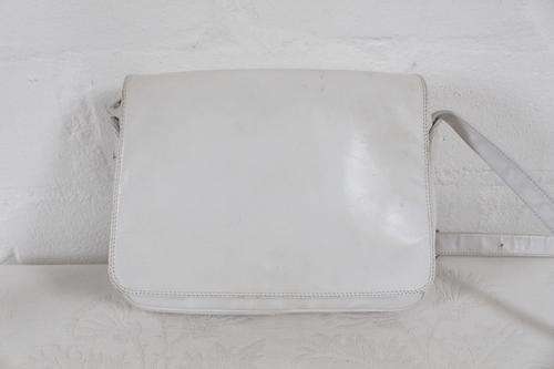 VINTAGE GENUINE LEATHER WHITE ENNY SLING HANDBAG BAG - MADE IN ITALY