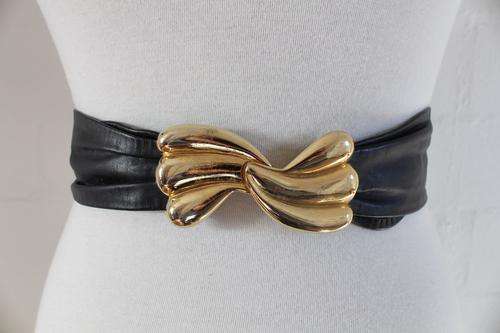VINTAGE GENUINE LEATHER BLACK GOLD PLATED WAIST BELT