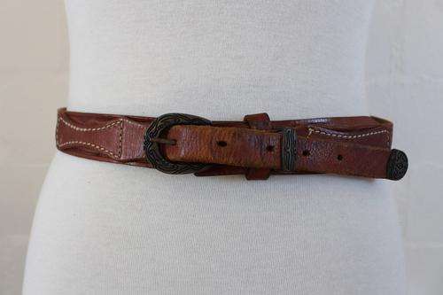 VINTAGE WESTERN FLORAL TOOLED GENUINE LEATHER COWBOY BELT