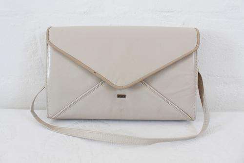*BALLY* DESIGNER VINTAGE GENUINE LEATHER CREAM HANDBAG BAG